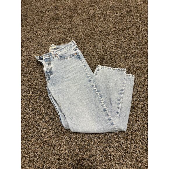 Levis Premium Wedgie Straight Jeans Womens 25x26 Light Wash Button Fly - Picture 1 of 5